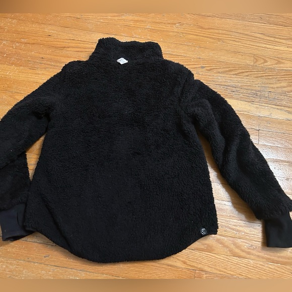 Ivivva get your snug on revveraibke sweater/jacket - Picture 5 of 13